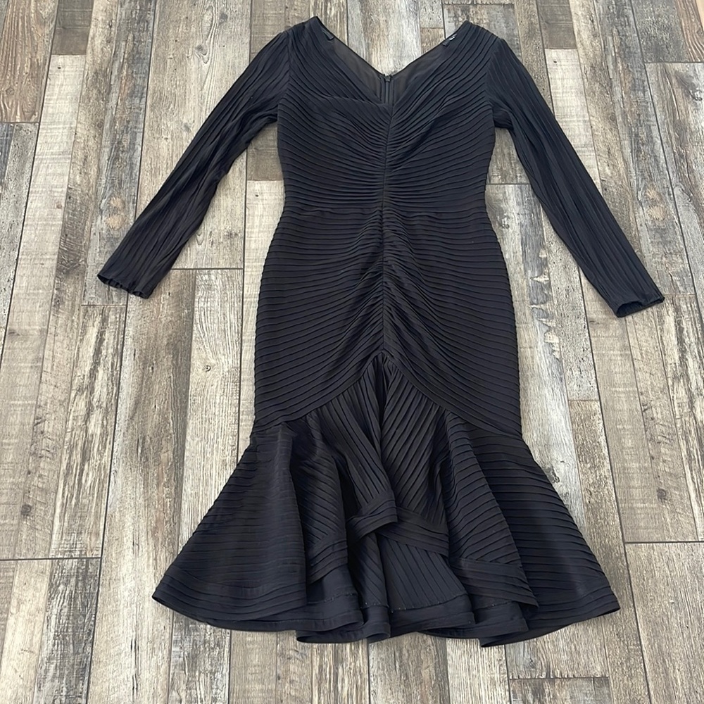 Tadashi Shoji Black MIDI Dress